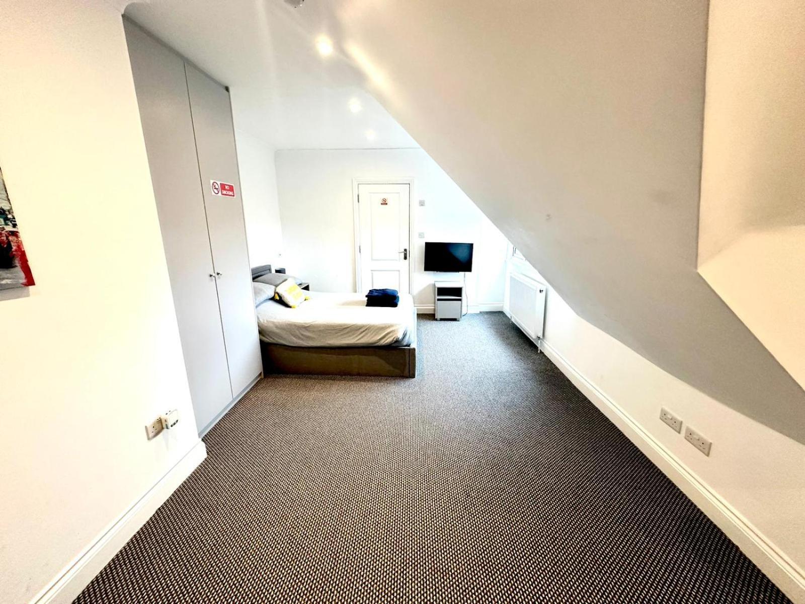 Stylish Modern, Private Apartment,15 Mins To Central London Hendon Exterior foto
