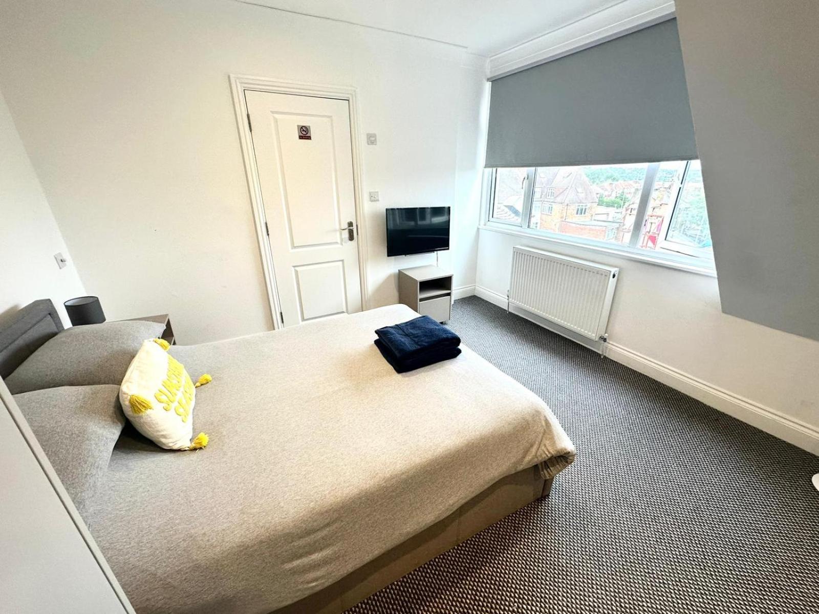 Stylish Modern, Private Apartment,15 Mins To Central London Hendon Exterior foto