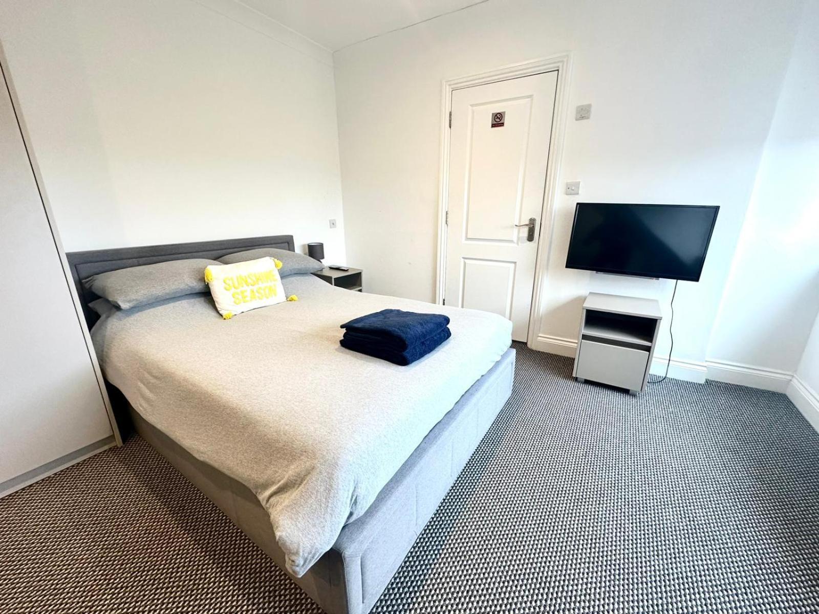 Stylish Modern, Private Apartment,15 Mins To Central London Hendon Exterior foto